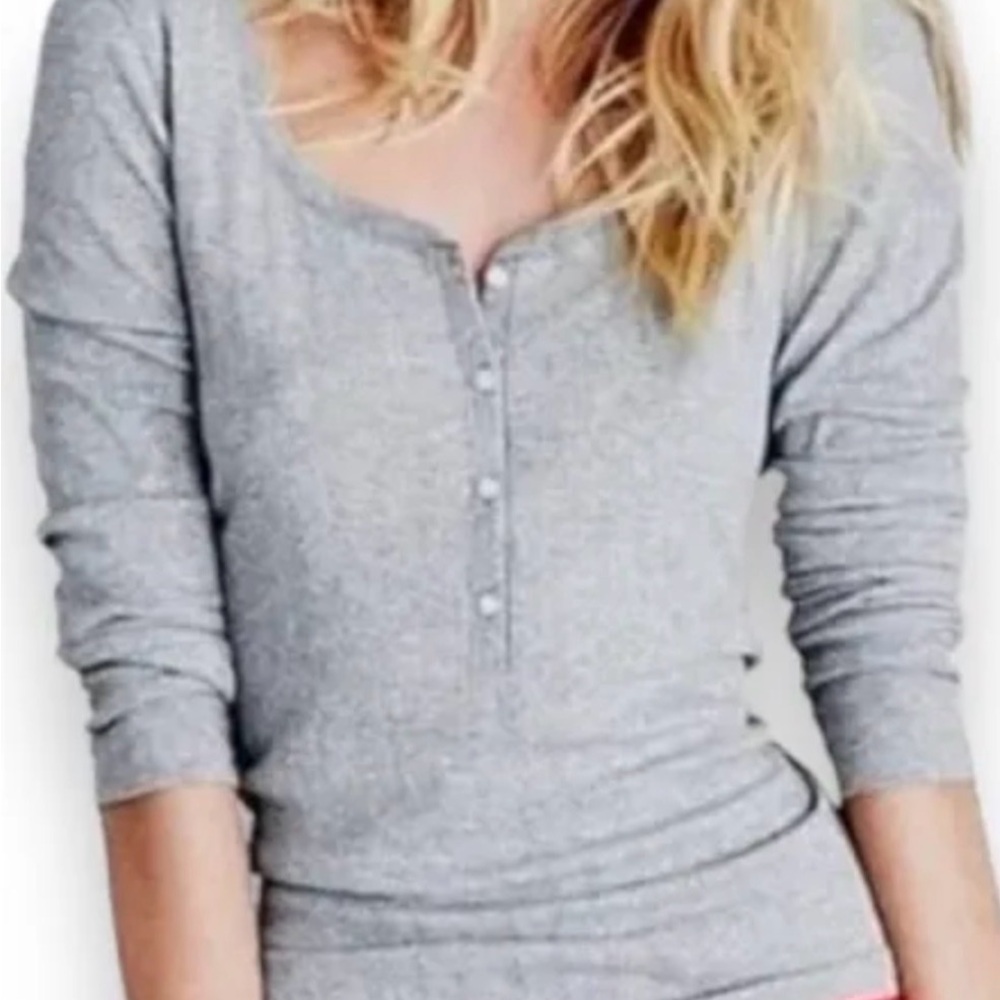Victoria's Secret Heather Gray Long Sleeve Henley Top